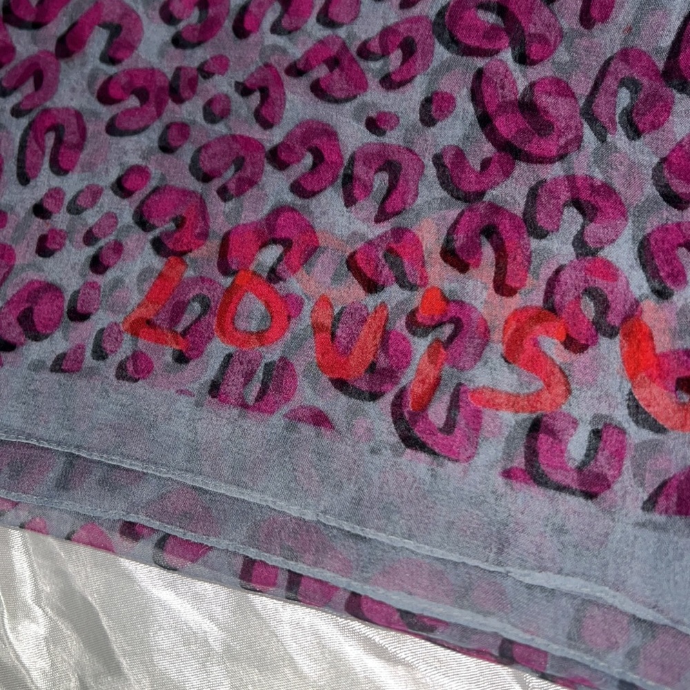 Louis Vuitton Animal Print Scarf - Picture 2 of 7